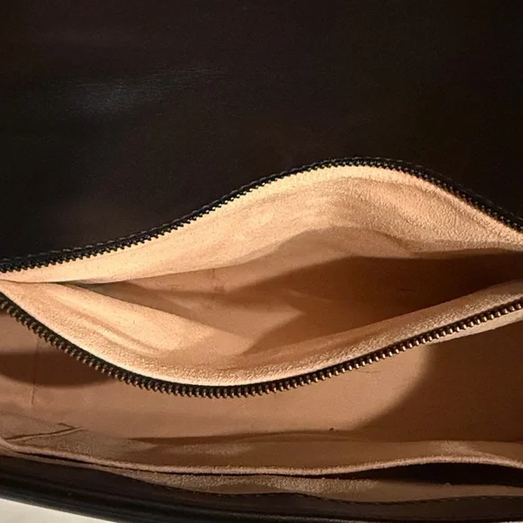 Gucci Black Quilted Marmont w/Gold Hardware - Picture 16 of 16